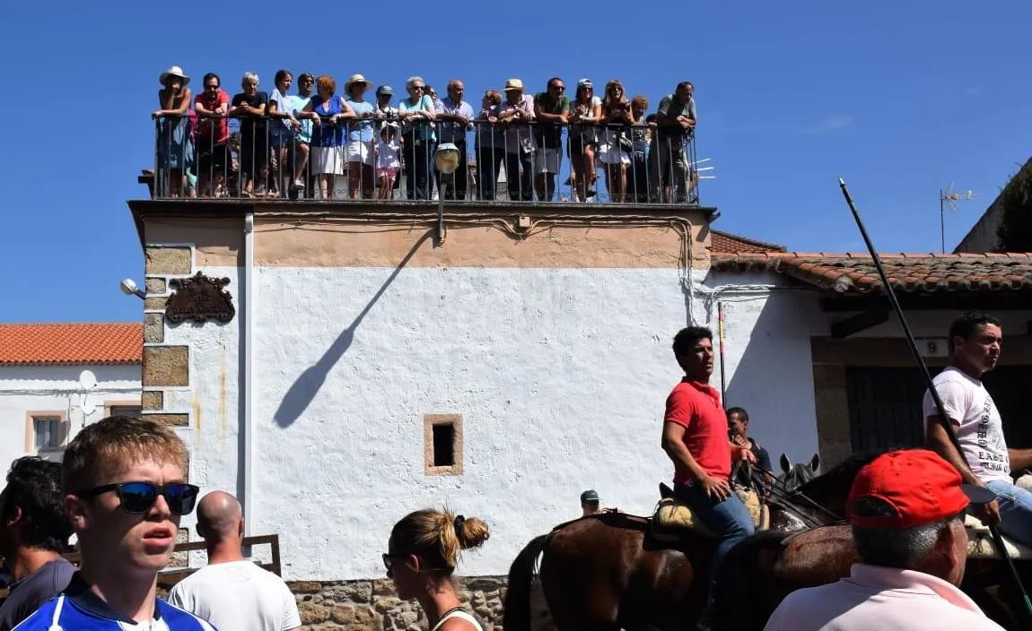 Foto 7 - Villar de Ciervo completa el marat&oacute;n de eventos taurinos dominicales en la comarca  