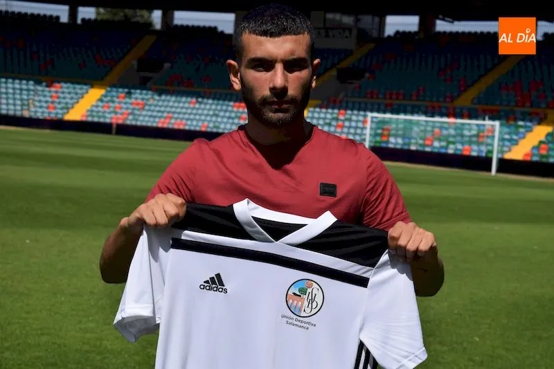 José García durante su presentación el Salamanca CF UDS