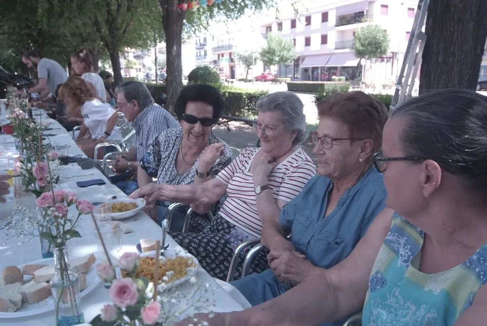 Foto 10 - Los vecinos fundadores de la Avenida de Salamanca celebran su 4&ordm; encuentro de hermandad  