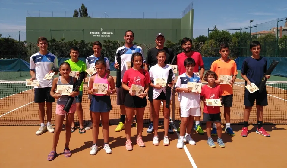 Campeones y subcampeones del torneo