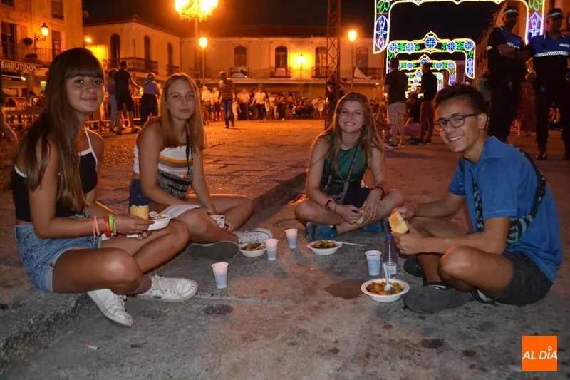 Foto 10 - 4000 raciones para decir adi&oacute;s a las Ferias y Fiestas  