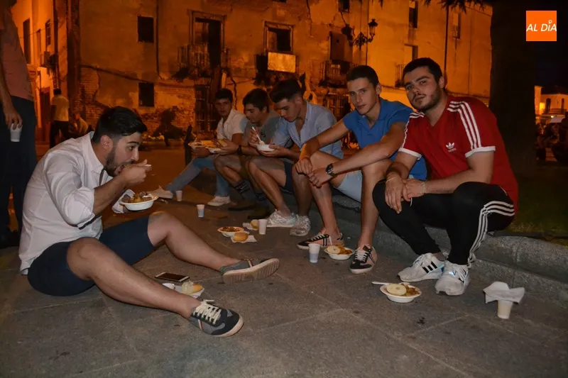 Foto 5 - 4000 raciones para decir adi&oacute;s a las Ferias y Fiestas  
