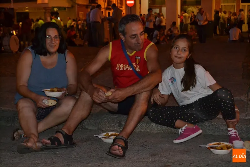 Foto 4 - 4000 raciones para decir adi&oacute;s a las Ferias y Fiestas  