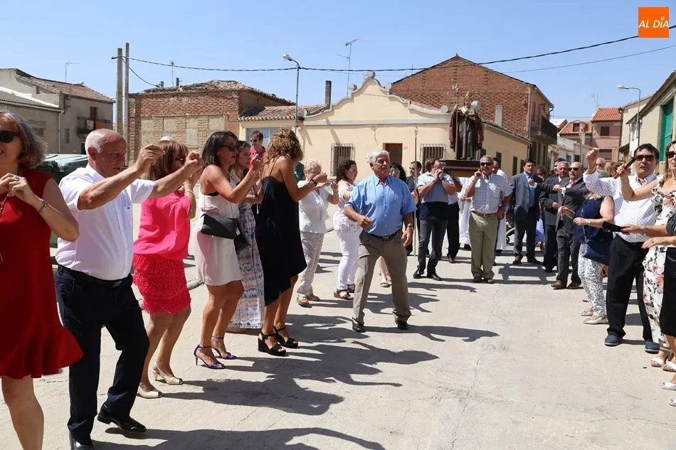 Foto 7 - Villaflores baila en honor a San Agust&iacute;n