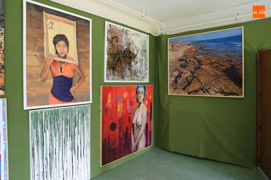 Foto 10 - M&aacute;s de 80 obras realzan el II Certamen de Pintura &lsquo;Paula Gonz&aacute;lez Gajate&rsquo;&nbsp;