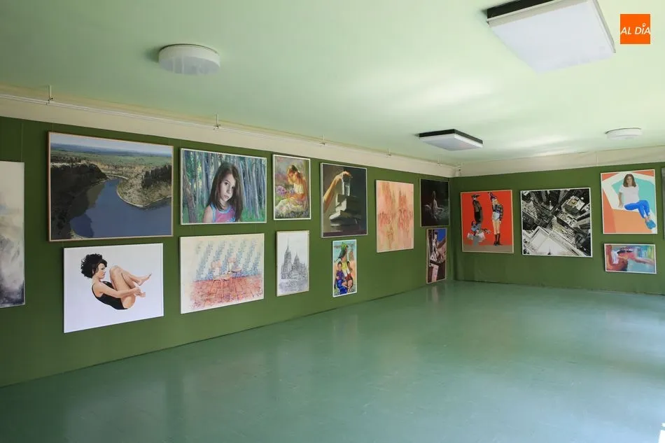 Foto 3 - M&aacute;s de 80 obras realzan el II Certamen de Pintura &lsquo;Paula Gonz&aacute;lez Gajate&rsquo;&nbsp;