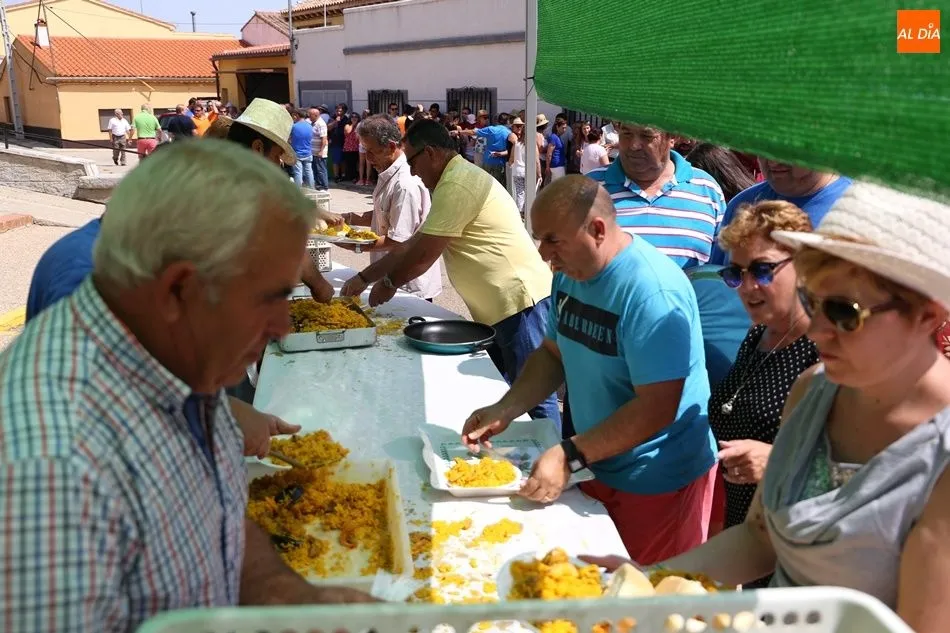 Foto 6 - 600 raciones de paella para encarar el fin de fiestas
