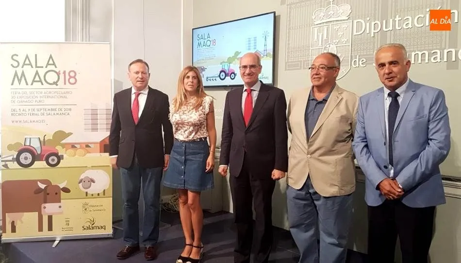 Javier Iglesias, presidente de la Diputación de Salamanca, en el centro, en la presentación de Salamaq 2018