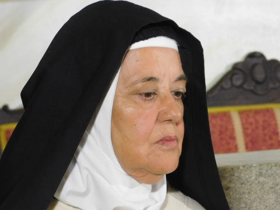 Foto 10 - Monjas y maduras  