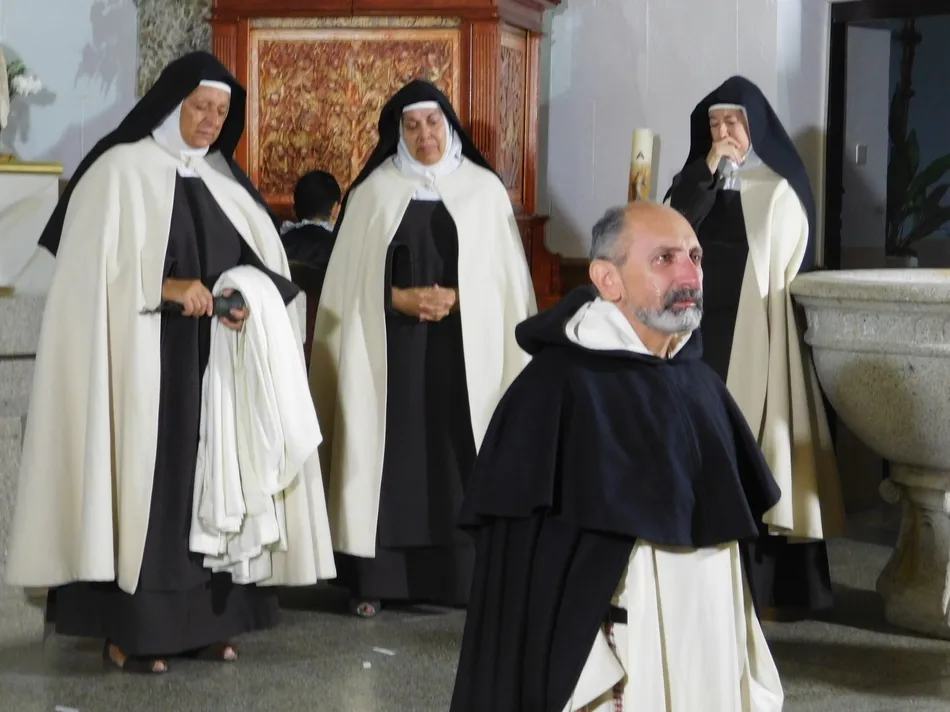 Foto 5 - Monjas y maduras  