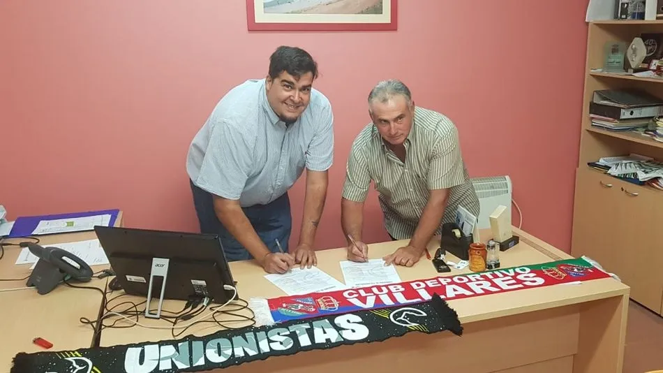 Foto 2 - Unionistas de Salamanca y el CD Villares de la Reina firman un convenio de colaboraci&oacute;n