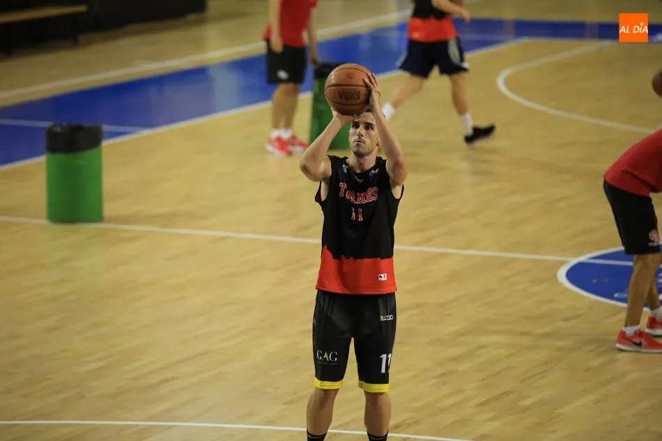 Foto 10 - El proyecto de LEB Plata de La Antigua &ndash; CB Tormes comienza su aventura