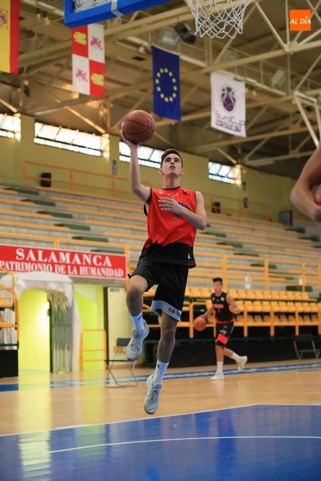 Foto 5 - El proyecto de LEB Plata de La Antigua &ndash; CB Tormes comienza su aventura
