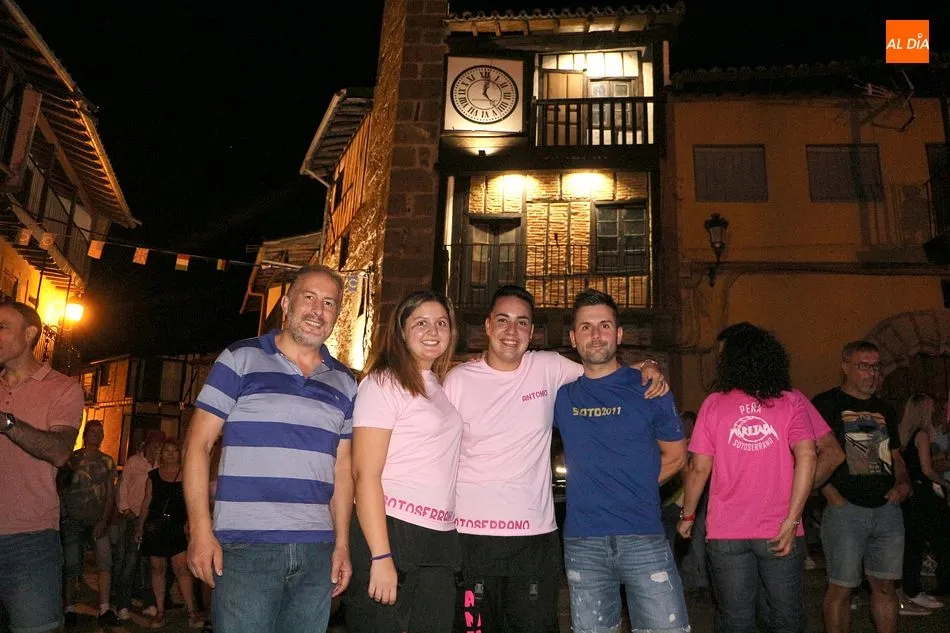 Foto 7 - Diego Hern&aacute;ndez da inicio a los festejos con un emotivo preg&oacute;n