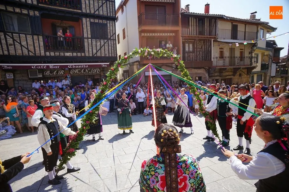 Foto 6 - Los vecinos festejan con fervor a San Ram&oacute;n Nonato