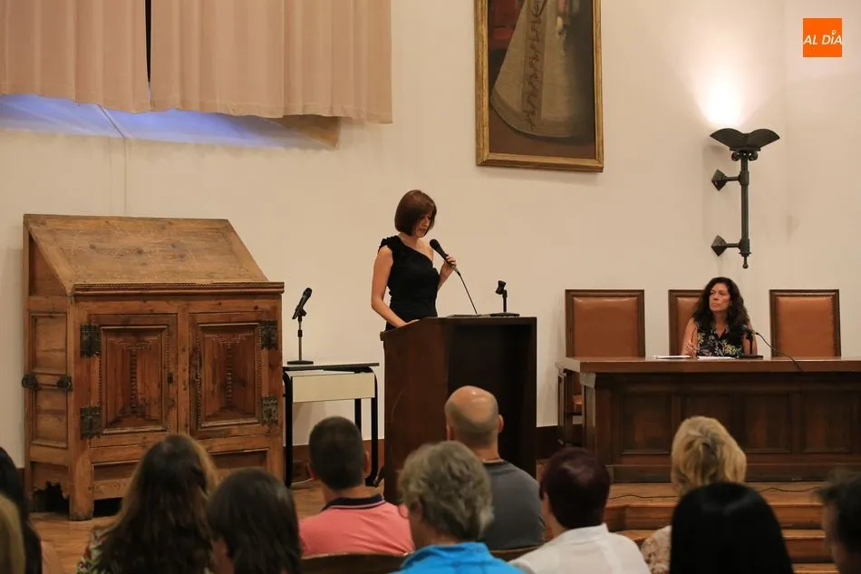 Foto 3 - Arranca con &eacute;xito en la Universidad el Encuentro de Poetas en Red