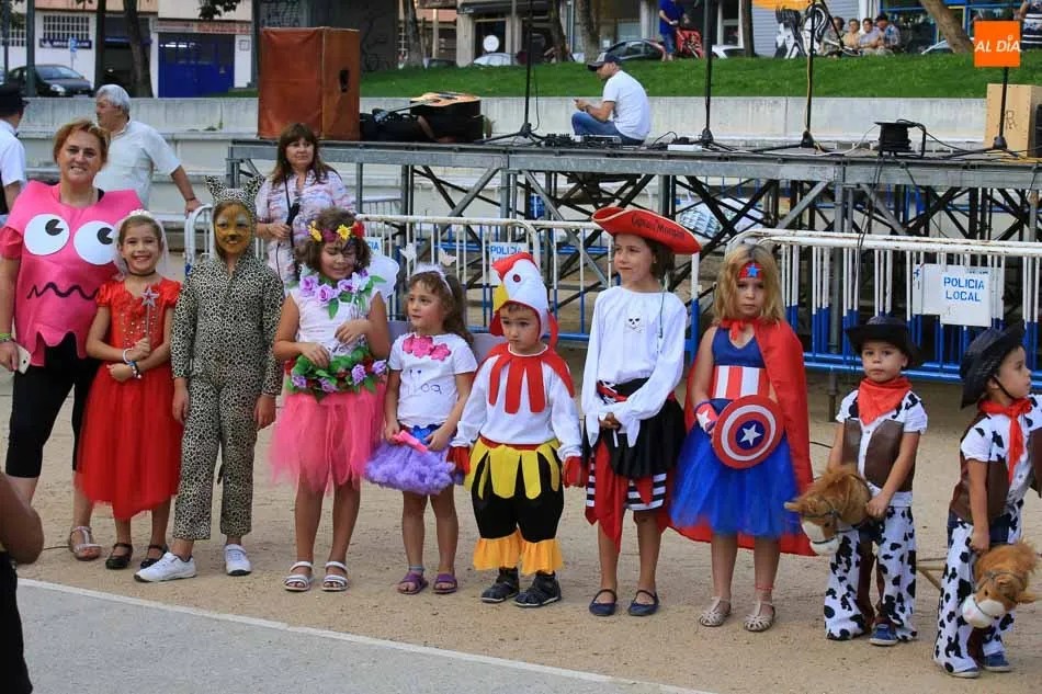 Foto 9 - Contin&uacute;an durante el fin de semana las fiestas de Comuneros Alto del Rollo