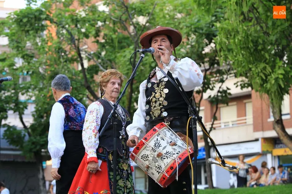 Foto 8 - Contin&uacute;an durante el fin de semana las fiestas de Comuneros Alto del Rollo