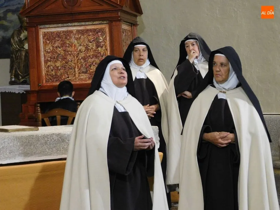 Foto 9 - Sobre mozos y monjas