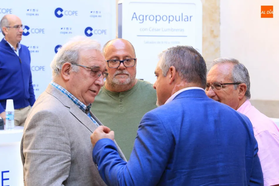 Foto 6 - Iglesias resalta&nbsp;&ldquo;el valor de la feria para mostrar la esencia y modernidad del sector...