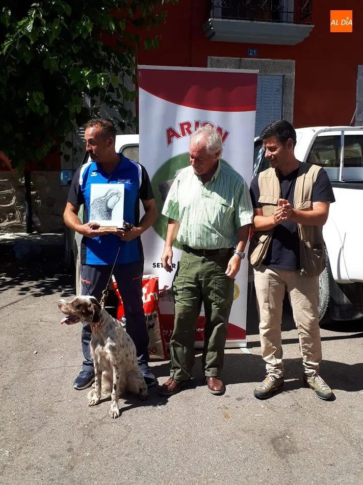 Foto 2 - Dos&nbsp;concursos&nbsp;de altura  