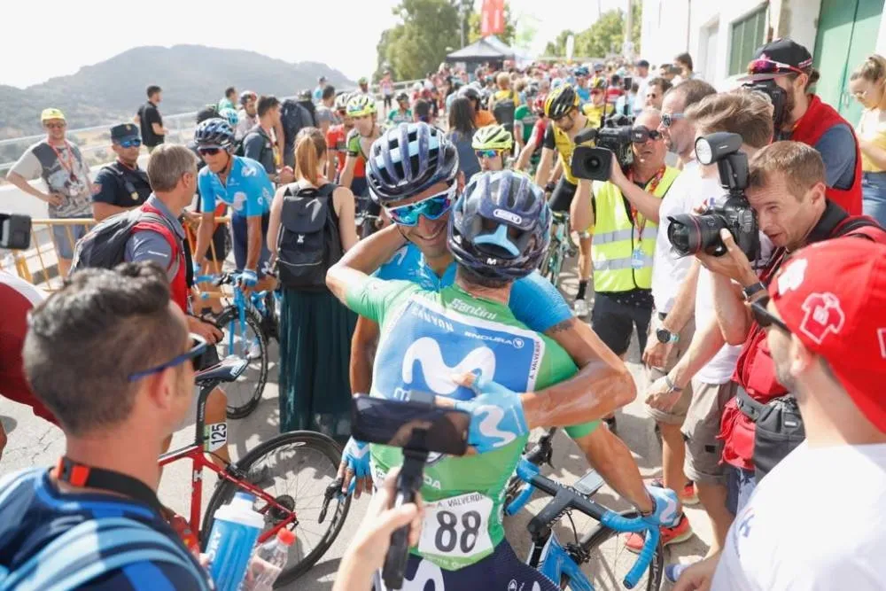 Valverde se impone hoy al esprint en la octava etapa.