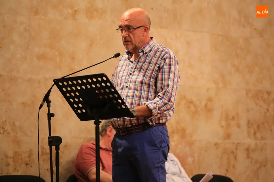 Foto 2 - M&aacute;s de 50 autores ponen fin al XIX Encuentro de Poetas en Red en el auditorio San Blas  