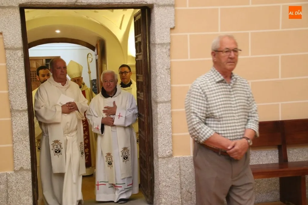 Foto 10 - El cardenal Ricardo Bl&aacute;zquez visita Alba de Tormes por el A&ntilde;o Jubilar Teresiano