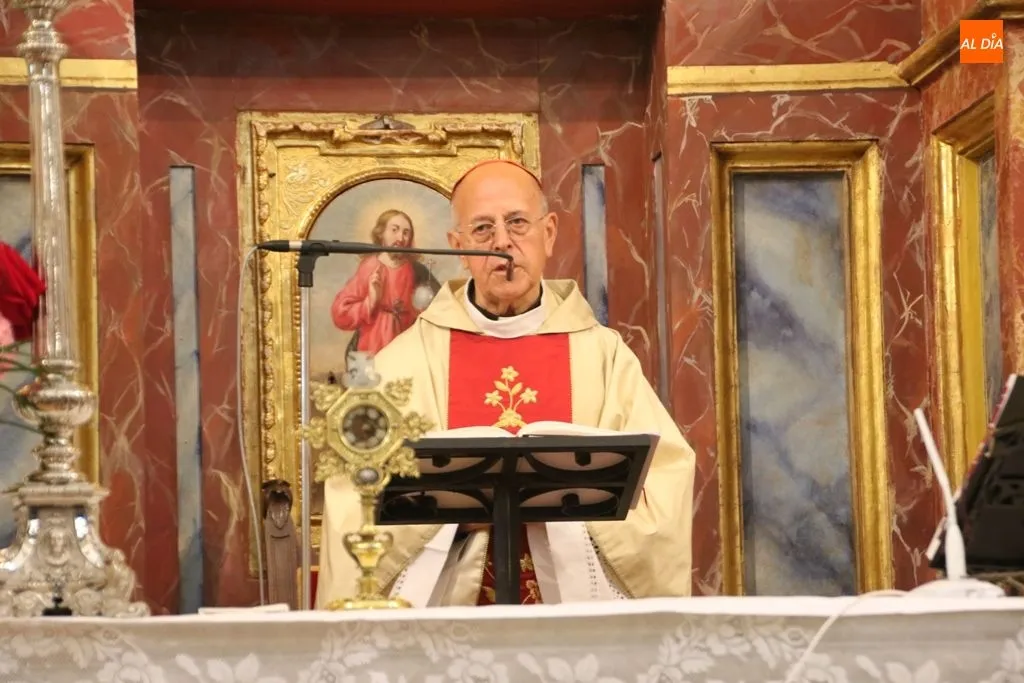 Foto 4 - El cardenal Ricardo Bl&aacute;zquez visita Alba de Tormes por el A&ntilde;o Jubilar Teresiano