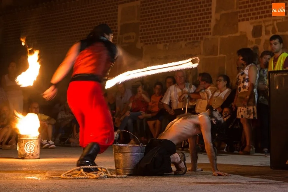 Foto 5 - El fuego y la danza contin&uacute;an la Semana Cultural