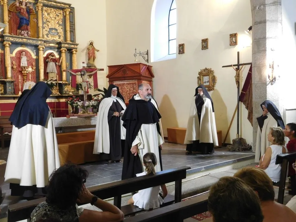 Foto 2 - La descalza de Jes&uacute;s  