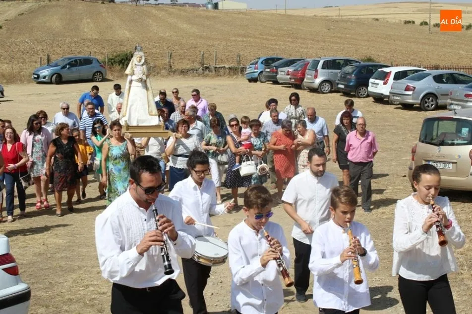 Foto 11 - La fiesta de la Virgen de Otero sigue muy viva