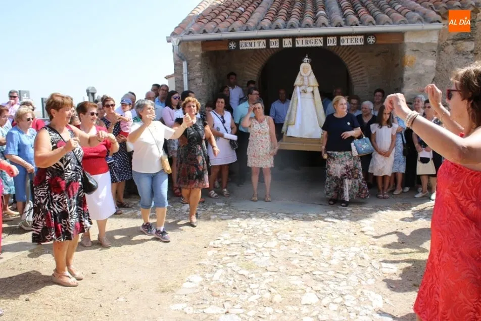 Foto 5 - La fiesta de la Virgen de Otero sigue muy viva