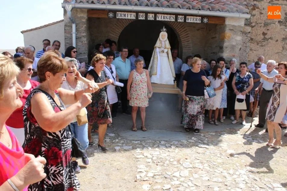 Foto 4 - La fiesta de la Virgen de Otero sigue muy viva