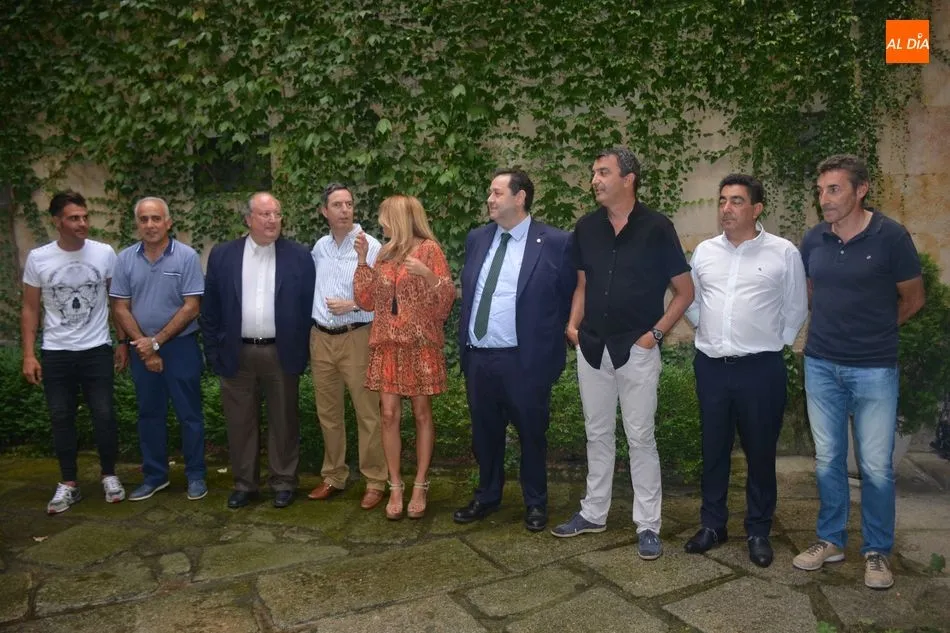 Foto 8 - La capital charra ejerce de anfitriona de la Vuelta Ciclista a Espa&ntilde;a