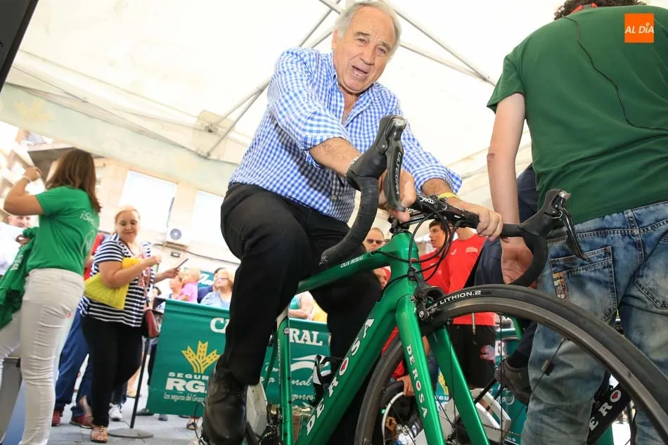 Foto 11 - La Bicicleta Solidaria de Caja Rural impulsa los proyectos de Aviva&nbsp;