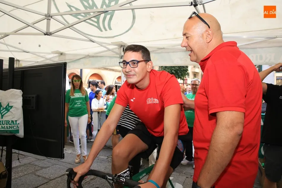 Foto 8 - La Bicicleta Solidaria de Caja Rural impulsa los proyectos de Aviva&nbsp;