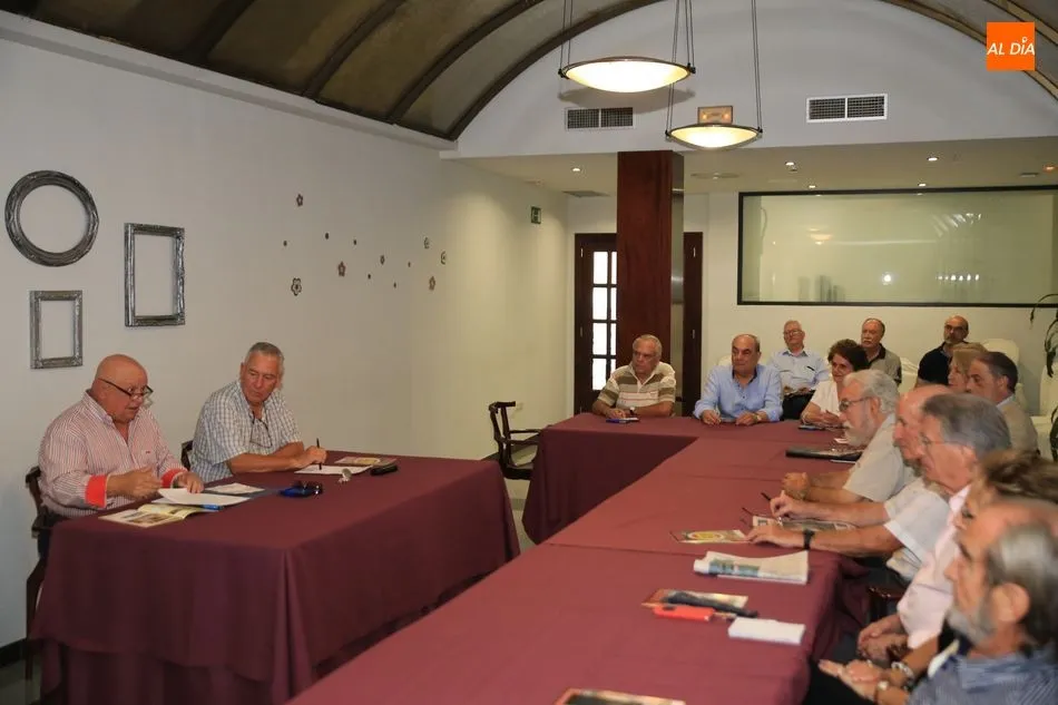 Foto 4 - Tertulia taurina con el cr&iacute;tico Ferm&iacute;n Gonz&aacute;lez  