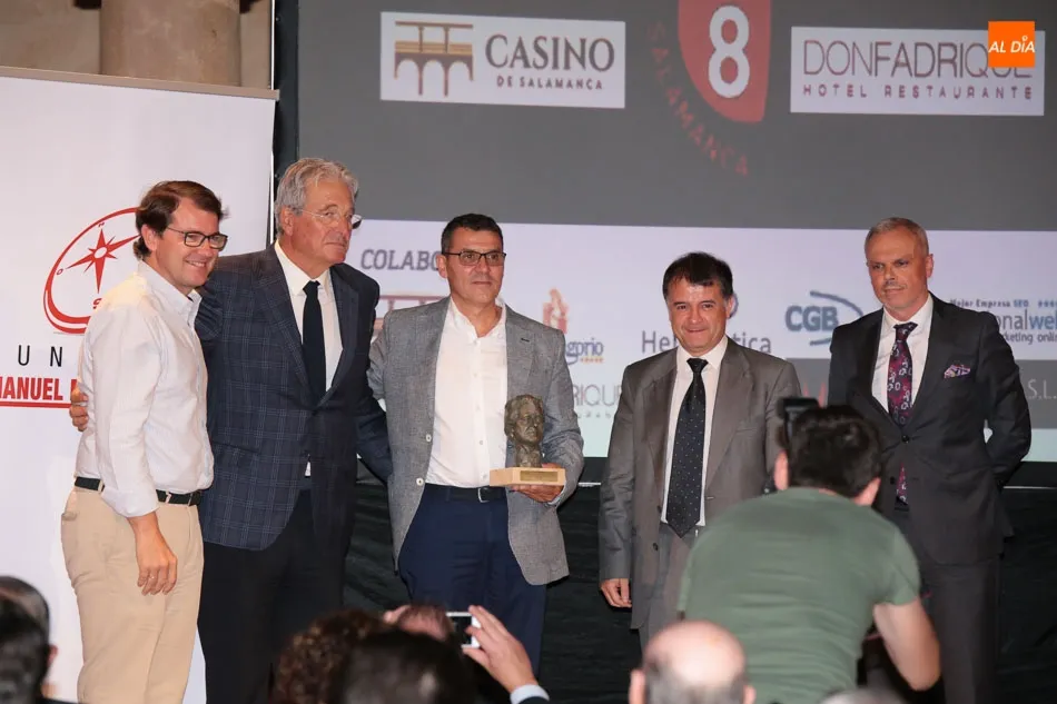 Foto 11 - El CD Salamanca FF y Jos&eacute; Mar&iacute;a Rozas, reconocidos por los premios D&acute;Alessandro