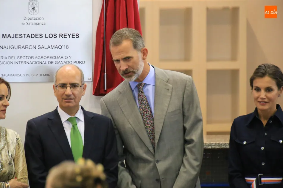 Foto 8 - Los Reyes realzan la importancia de Salamaq en una brillante inauguraci&oacute;n