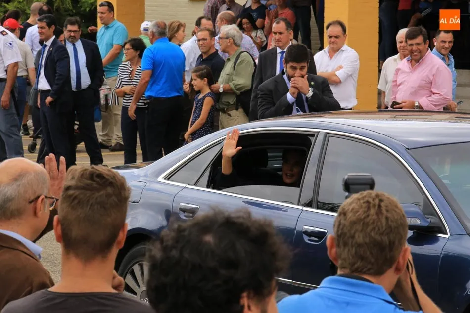 Foto 7 - Los Reyes realzan la importancia de Salamaq en una brillante inauguraci&oacute;n