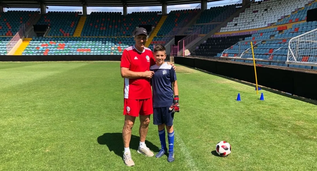 Foto 2 - El Real Madrid ficha a un joven portero que tiene todas sus ra&iacute;ces familiares en Mir&oacute;briga  