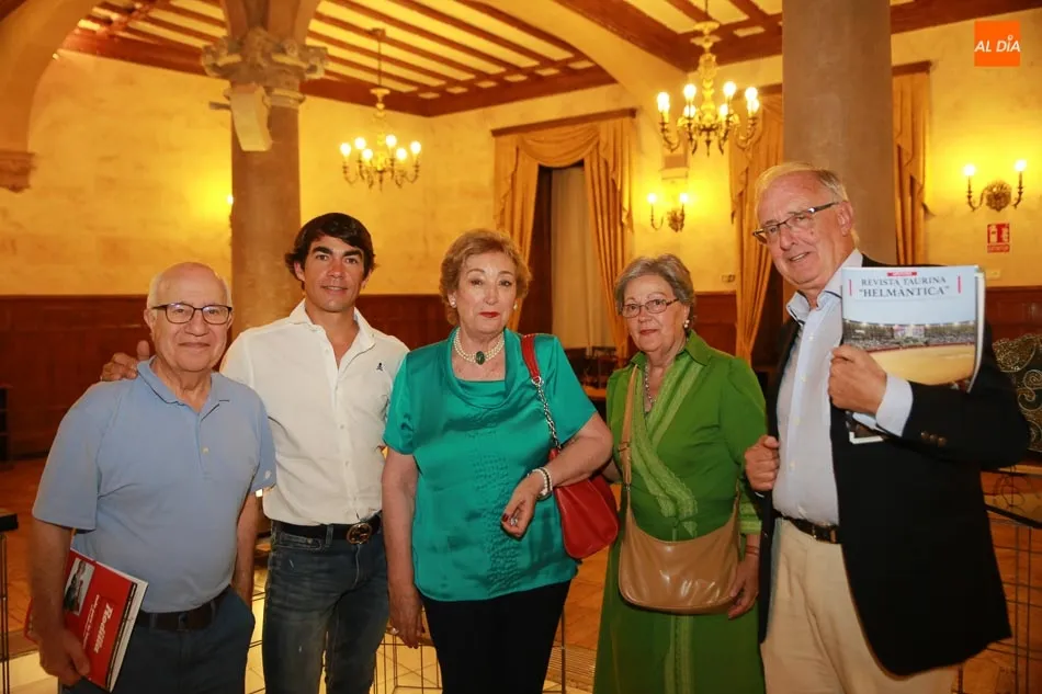 Foto 4 - El Casino de Salamanca acoge un ameno coloquio sobre los 125 a&ntilde;os de La Glorieta