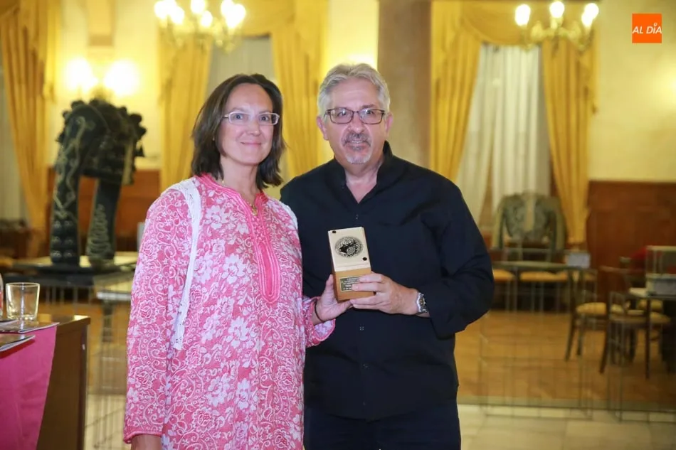 Foto 3 - El Casino de Salamanca acoge un ameno coloquio sobre los 125 a&ntilde;os de La Glorieta