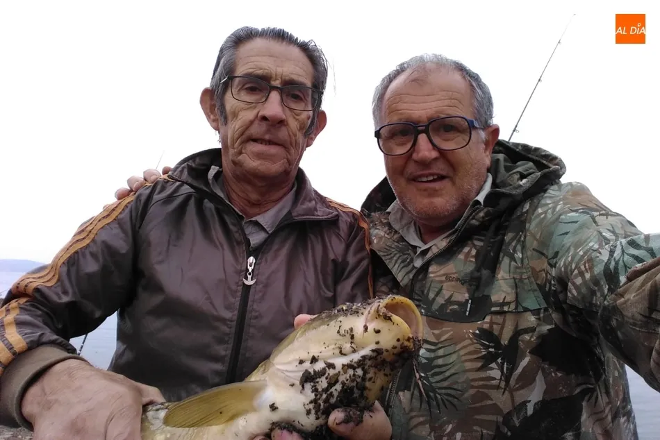 Foto 4 - La Asociaci&oacute;n de Mayores San Isidro, de pesca en Santa Teresa  