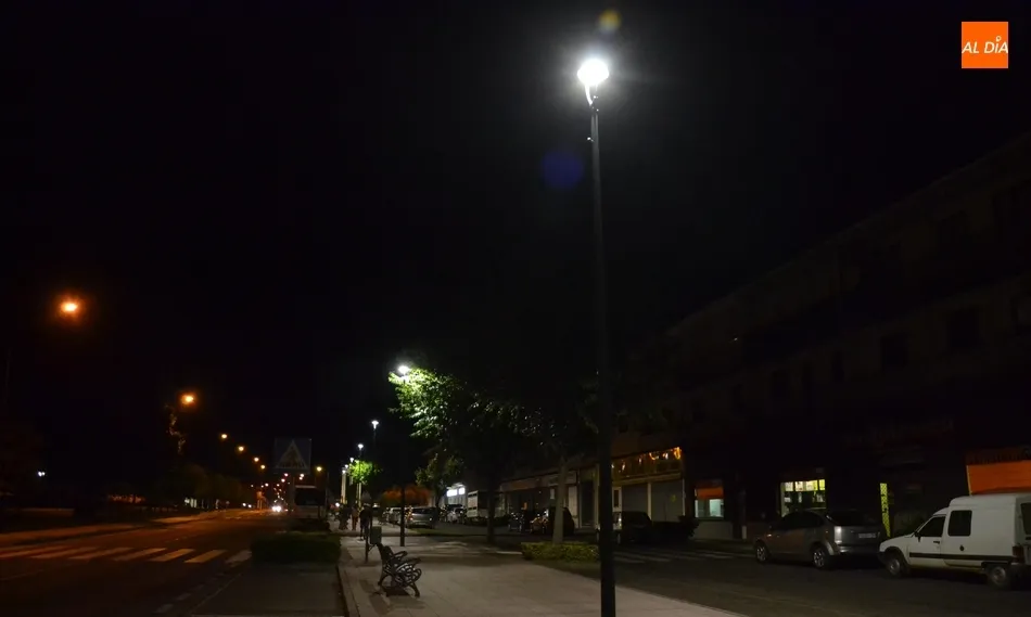 Foto 5 - Las Avenidas de Salamanca y de Portugal, y buena parte de su entorno, se pasan a los leds  