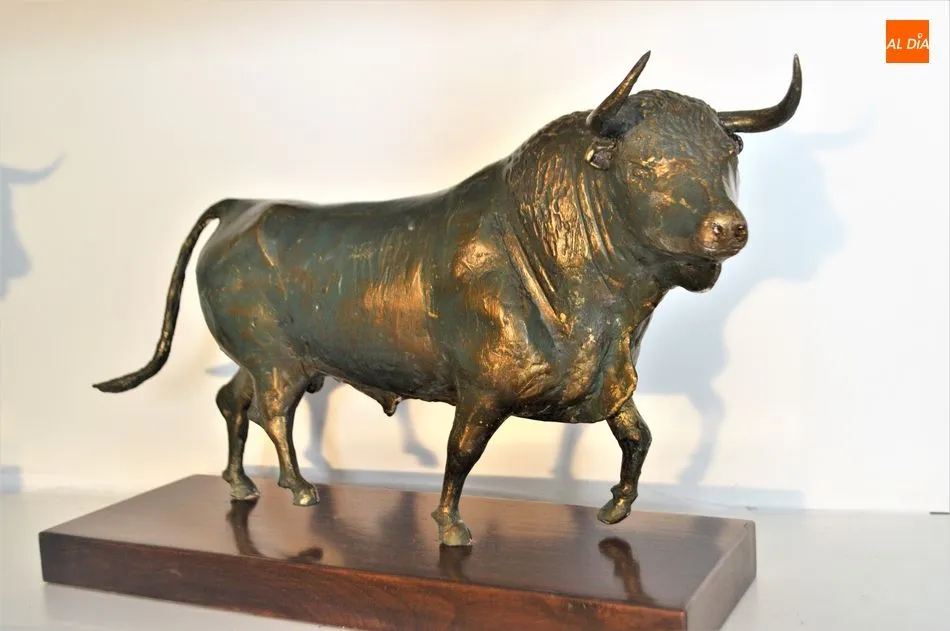 Foto 9 - Una pasi&oacute;n: la escultura taurina  