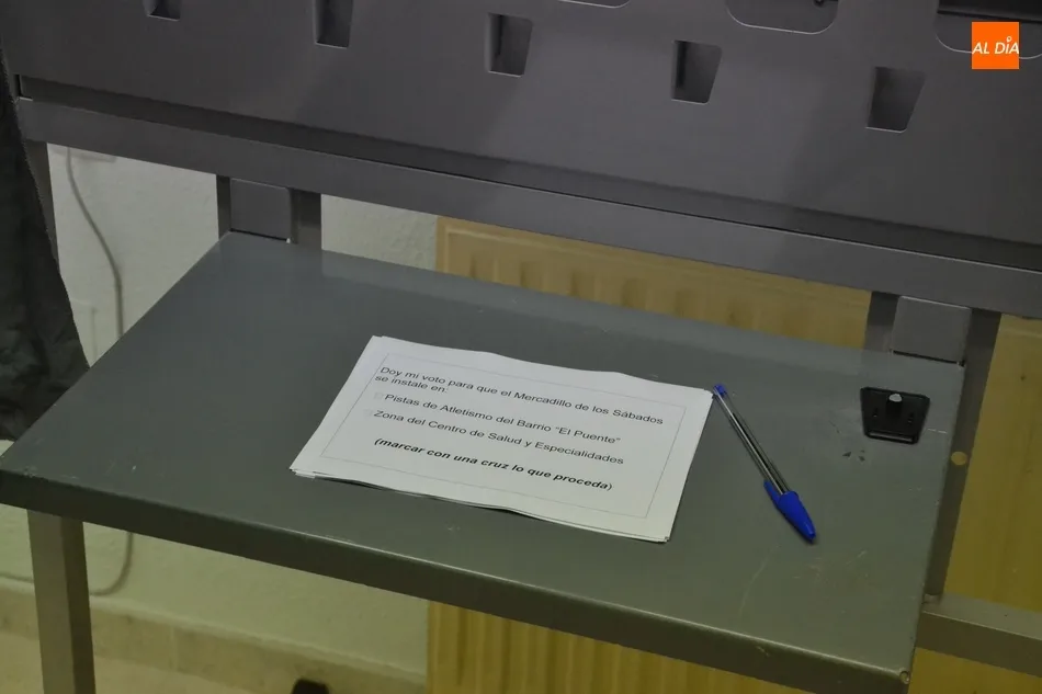 Foto 3 - En marcha la votaci&oacute;n para decidir la nueva ubicaci&oacute;n del mercadillo sabatino  