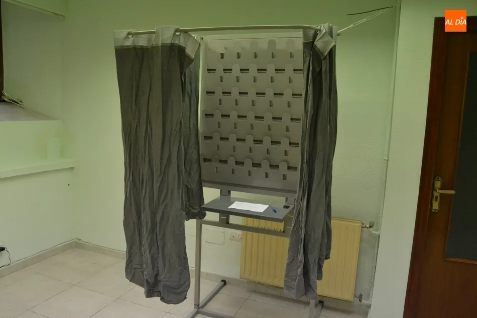 Foto 4 - En marcha la votaci&oacute;n para decidir la nueva ubicaci&oacute;n del mercadillo sabatino  