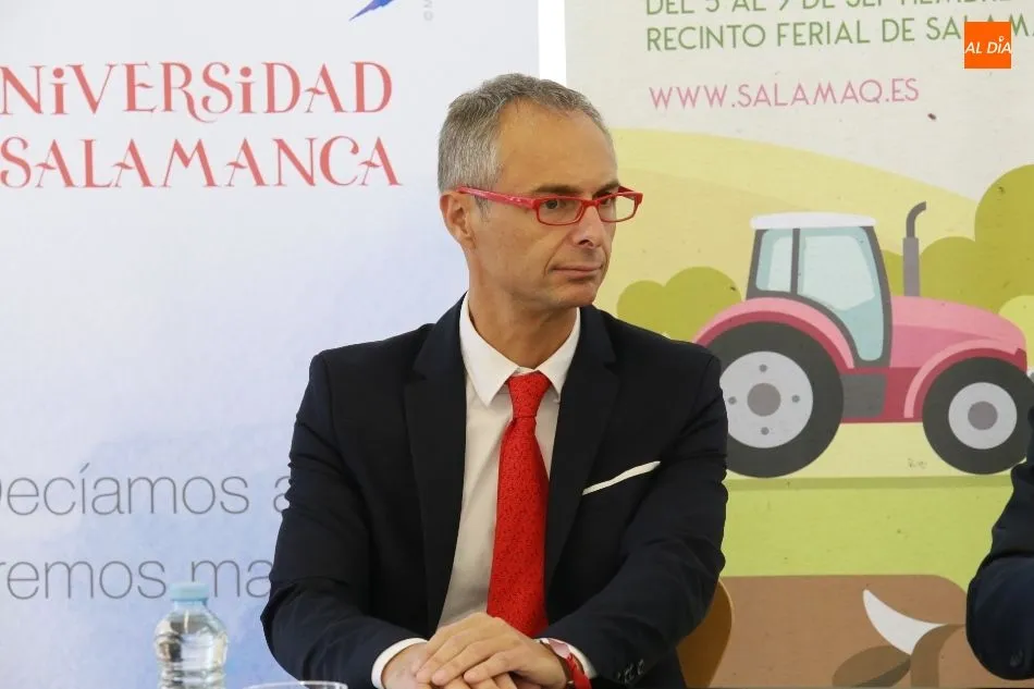 Foto 6 - Dieciocho proyectos de investigaci&oacute;n de la USAL ofrecen soluciones tecnol&oacute;gicas al campo...